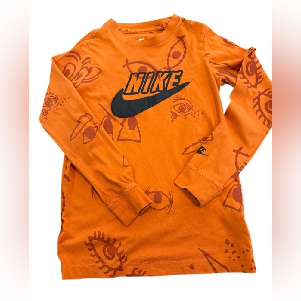 Boys Nike pullover Monster Mashup t shirt. EUC. Size Small